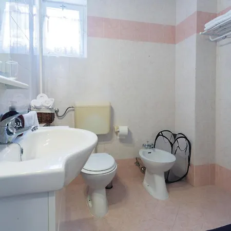 Cozy Apartment In Svetvincenat With Kitchen Apartment Svetvinčenat