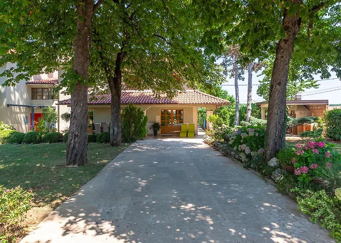 Apartment Svetvincenat Uv-1911 * Svetvincenat